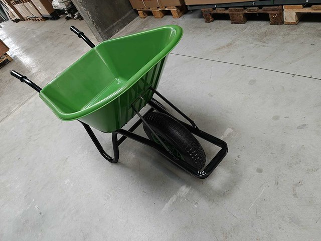 Kruiwagen groen - afbeelding 4 van  6