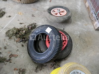 Kruiwagenwielen en speeltuinspel - afbeelding 7 van  7