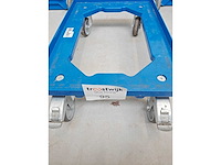 Kruizinga - - werkplaatsmeubilair (5x) - afbeelding 2 van  3