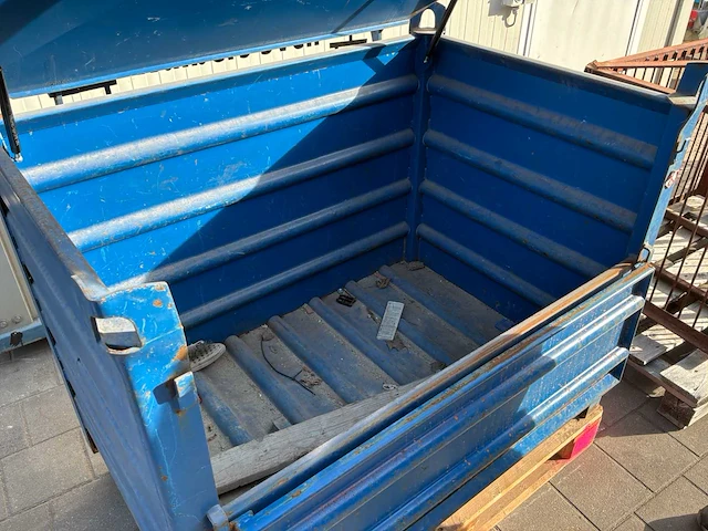 Kruizinga bakken voor op de kraan - afbeelding 4 van  4