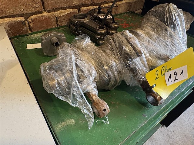 Krukas 911 2,0l met drijfstangen - afbeelding 2 van  4