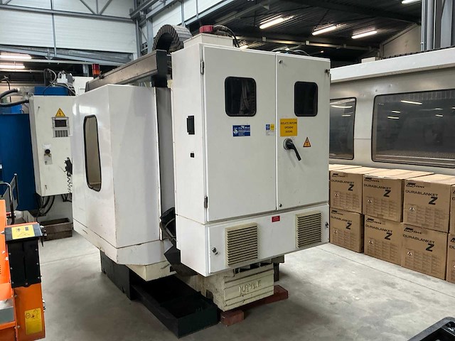 Kryle vmc 500b freesmachines - afbeelding 2 van  11