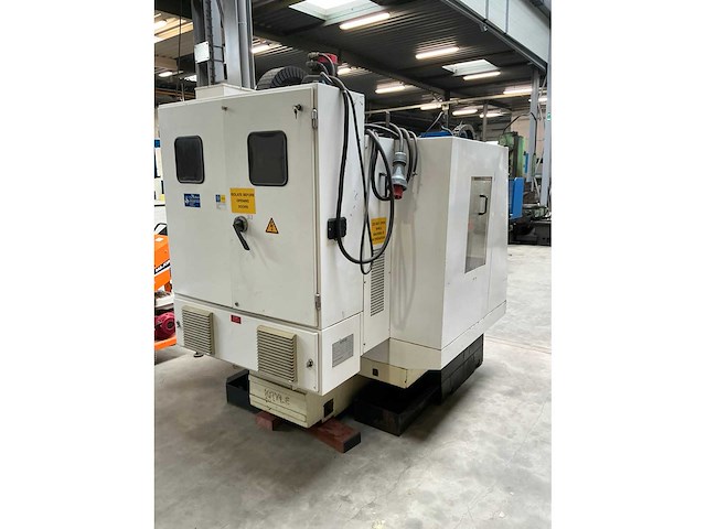 Kryle vmc 500b freesmachines - afbeelding 9 van  11