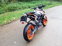 Ktm - 125 duke - afbeelding 12 van  13