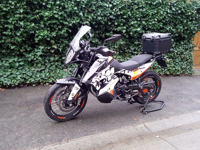 Ktm - adventure - motorfiets - afbeelding 4 van  9