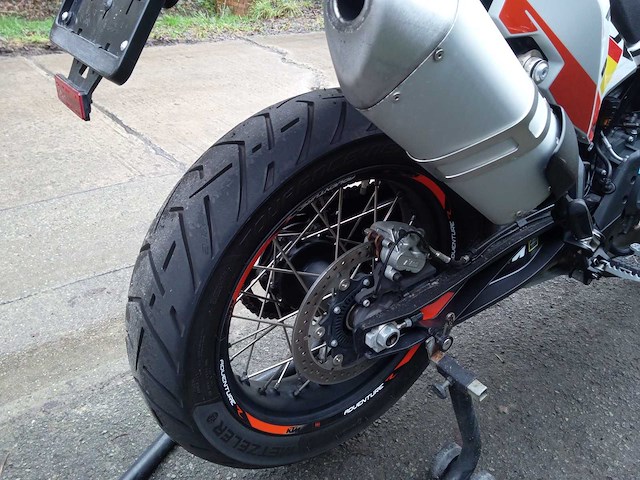 Ktm - adventure - motorfiets - afbeelding 8 van  9