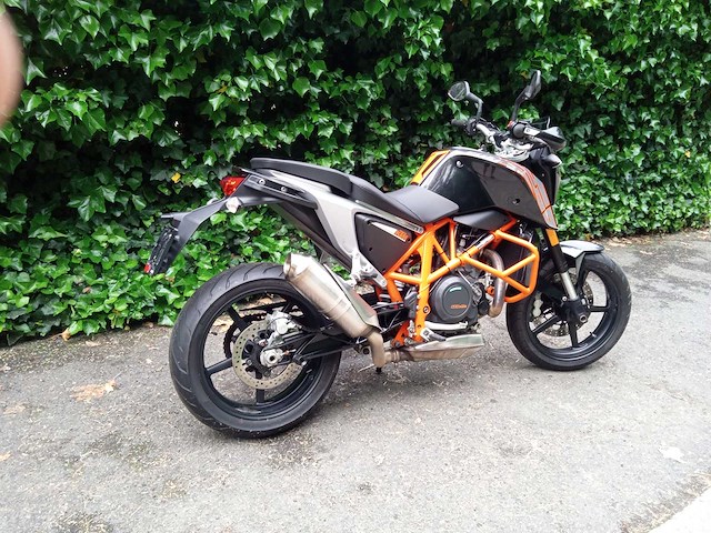 Ktm - duke 690 - motorfiets - afbeelding 8 van  9