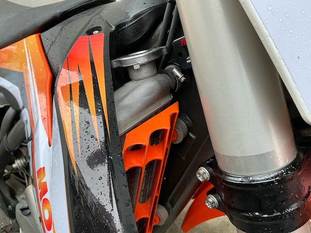 Ktm 250 sx-f cross moto 4takt motorfiets - afbeelding 44 van  47