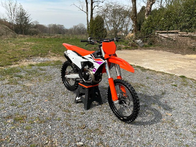 Ktm 450 sxf motocross - afbeelding 17 van  19