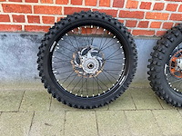 Ktm 6 days crosswielbanden - afbeelding 6 van  8