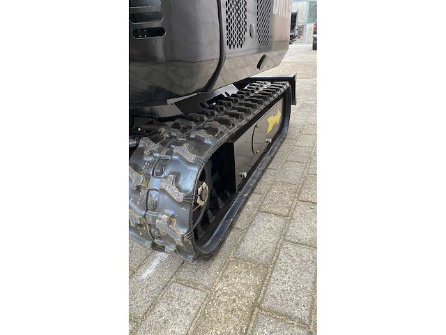 Kubota - 10-2025 - dm15 - minigraafmachine - afbeelding 4 van  21