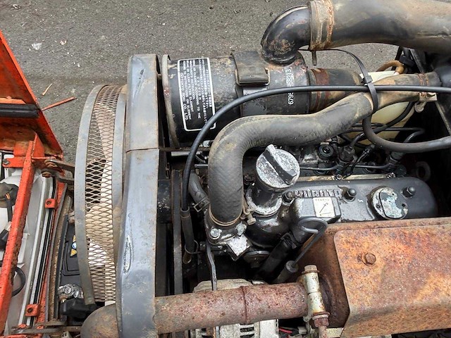 Kubota - 1997 - aste 15 4x4 - minitractor - afbeelding 8 van  26