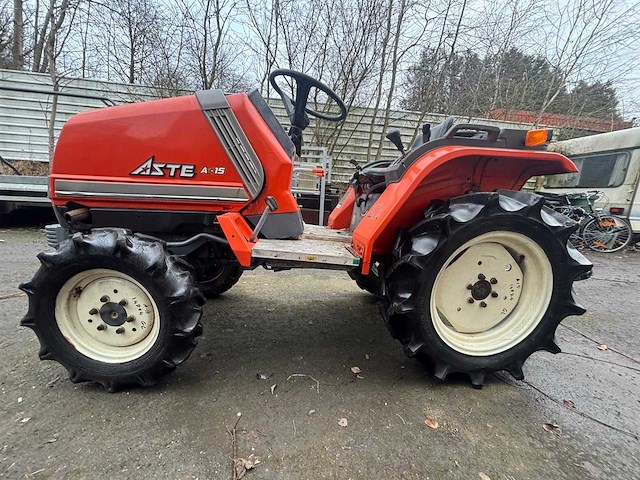 Kubota - 1997 - aste 15 4x4 - minitractor - afbeelding 12 van  26