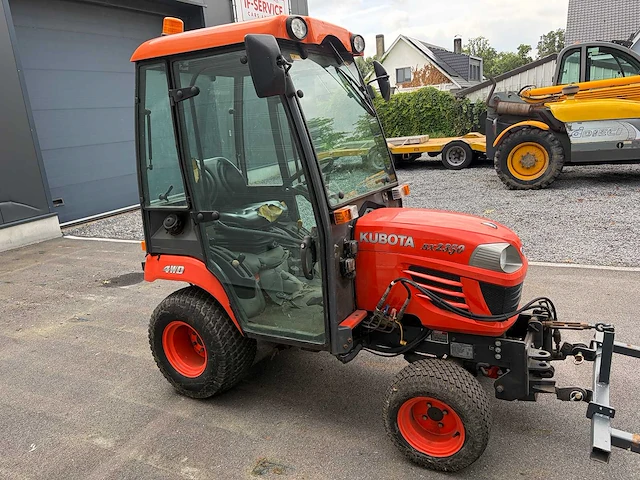 Kubota - 2003 - bx2350 - vierwielaangedreven landbouwtractor - afbeelding 3 van  15