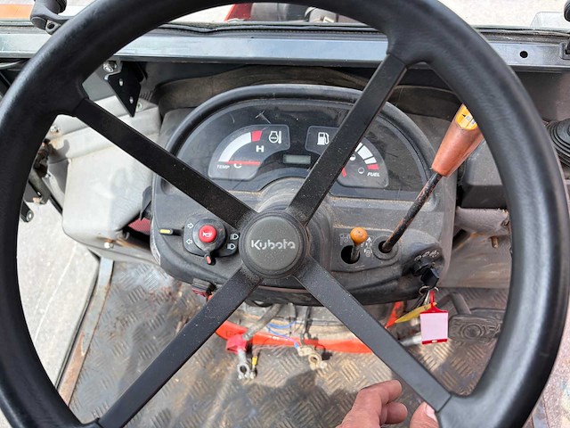 Kubota - 2003 - bx2350 - vierwielaangedreven landbouwtractor - afbeelding 4 van  10