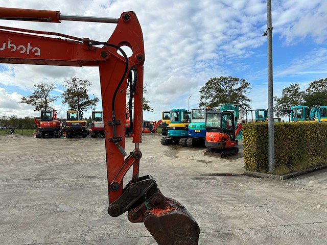 Kubota - 2005 - u45 - 3 - midigraafmachine - afbeelding 4 van  35