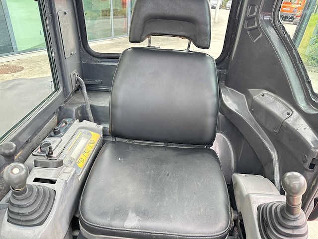 Kubota - 2012 - kx155-3sz - midigraafmachine - afbeelding 31 van  38