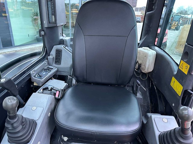 Kubota - 2014 - kx165-5 - midigraafmachine - afbeelding 31 van  41