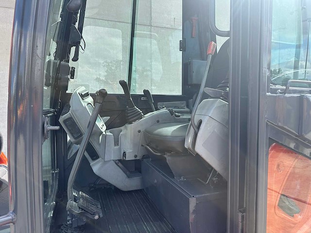 Kubota - 2017 - kx155-5 - midigraafmachine - afbeelding 31 van  40