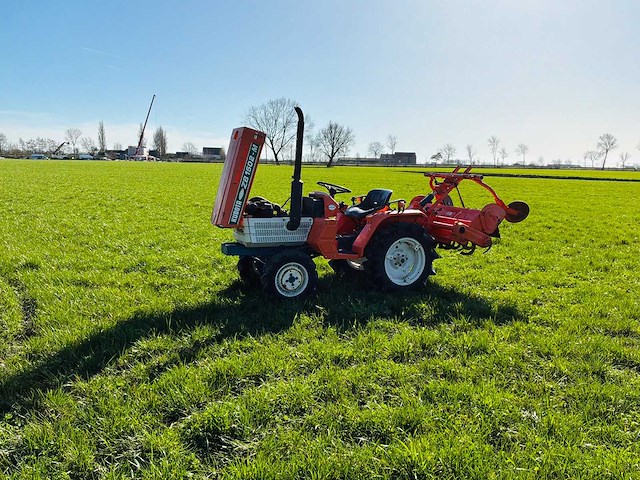 Kubota - b1502 - kubota b1502-m compact tractor - afbeelding 9 van  16