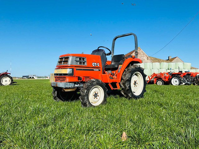 Kubota - gt-5 - kubota gt-5 compact tractor 4wd - afbeelding 12 van  15