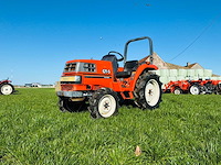 Kubota - gt-5 - kubota gt-5 compact tractor 4wd - afbeelding 12 van  15