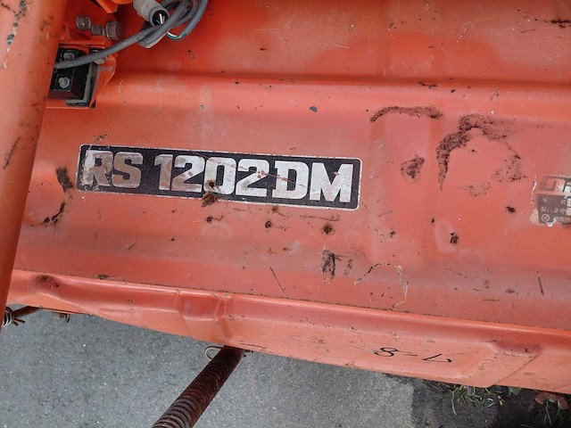 Kubota - gt26 - mini tractor 4 wd - afbeelding 11 van  15