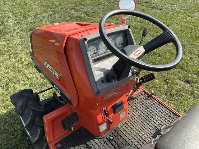 Kubota aste a175 vierwielaangedreven minitractor - afbeelding 5 van  20