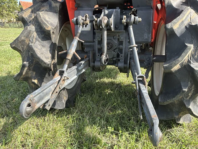 Kubota aste a175 vierwielaangedreven minitractor - afbeelding 11 van  20