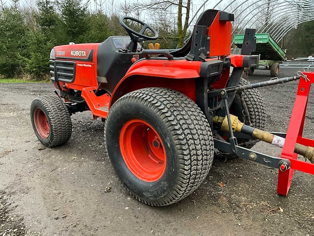 Kubota b 1700 tuintractor - afbeelding 20 van  26