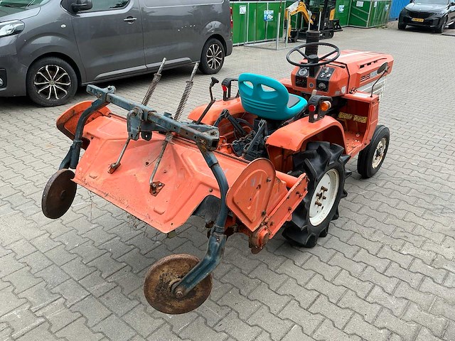 Kubota b1200 compacttractor - afbeelding 19 van  21