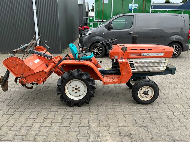 Kubota b1200 compacttractor - afbeelding 20 van  21