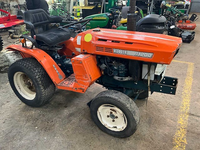 Kubota b1200dt compacttractor - afbeelding 3 van  10