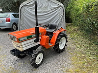 Kubota b1502 4wd landbouwtractor - afbeelding 7 van  11