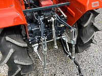 Kubota b1502 4wd landbouwtractor - afbeelding 4 van  16