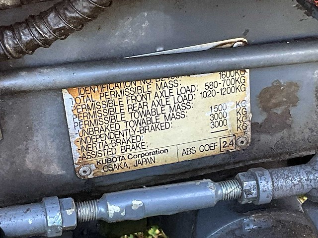 Kubota b2400 cochet tractor hydrostaat (4x4) - afbeelding 5 van  10