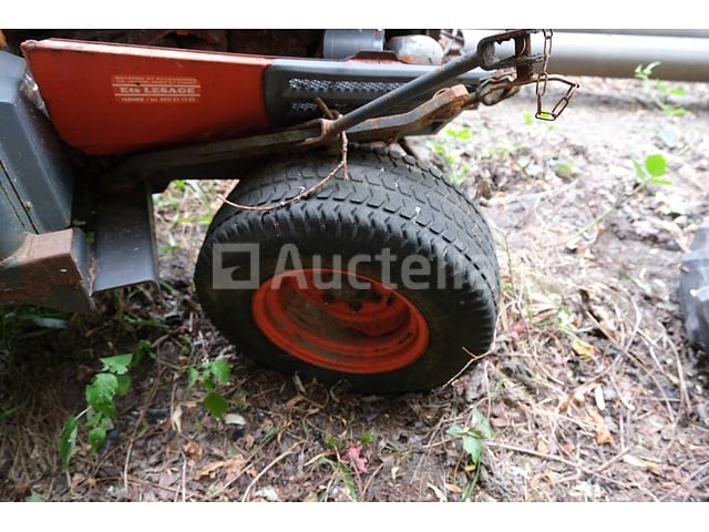 Kubota b2400d mini landbouwtractor (voor onderdelen) (vin: b2400d60351) - afbeelding 4 van  24