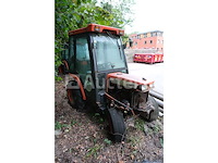 Kubota b2400d mini landbouwtractor (voor onderdelen) (vin: b2400d60351) - afbeelding 7 van  24