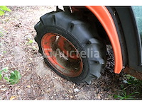 Kubota b2400d mini landbouwtractor (voor onderdelen) (vin: b2400d60351) - afbeelding 14 van  24