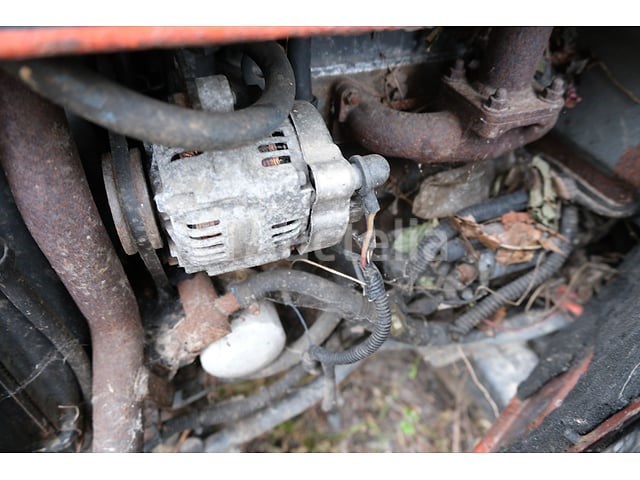 Kubota b2400d mini landbouwtractor (voor onderdelen)(vin:b2400d60510) - afbeelding 10 van  24