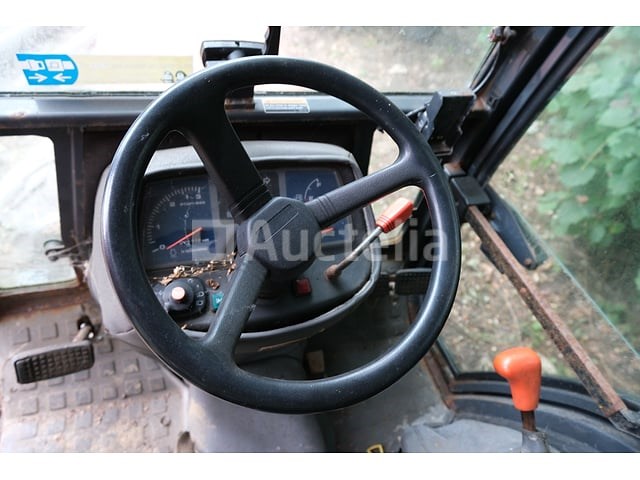Kubota b2400d mini landbouwtractor (voor onderdelen)(vin:b2400d60510) - afbeelding 14 van  24
