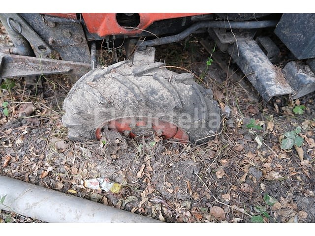 Kubota b2400d mini landbouwtractor (voor onderdelen)(vin:b2400d60510) - afbeelding 17 van  24