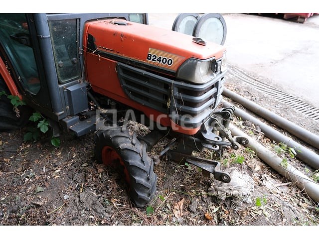 Kubota b2400d mini landbouwtractor (voor onderdelen)(vin:b2400d60510) - afbeelding 12 van  24