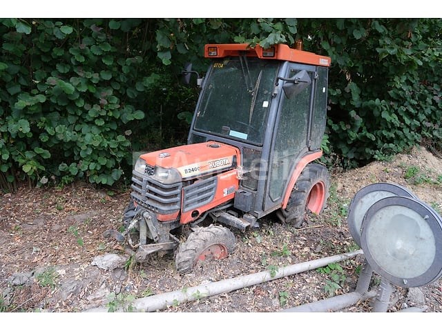 Kubota b2400d mini landbouwtractor (voor onderdelen)(vin:b2400d60510) - afbeelding 18 van  24