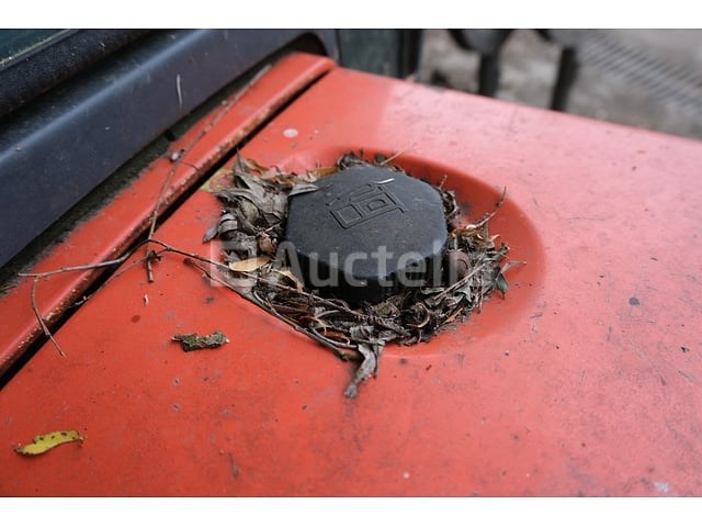 Kubota b2400d mini landbouwtractor (voor onderdelen)(vin:b2400d60510) - afbeelding 20 van  24