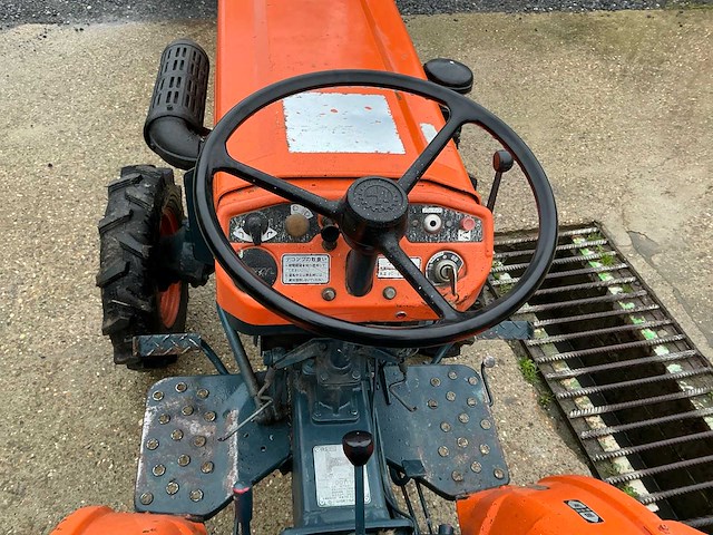 Kubota b7001 minitractor - afbeelding 4 van  20