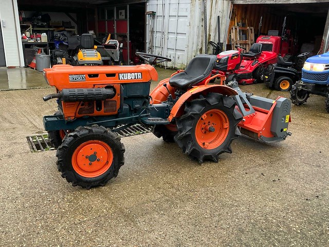 Kubota b7001 minitractor - afbeelding 1 van  20
