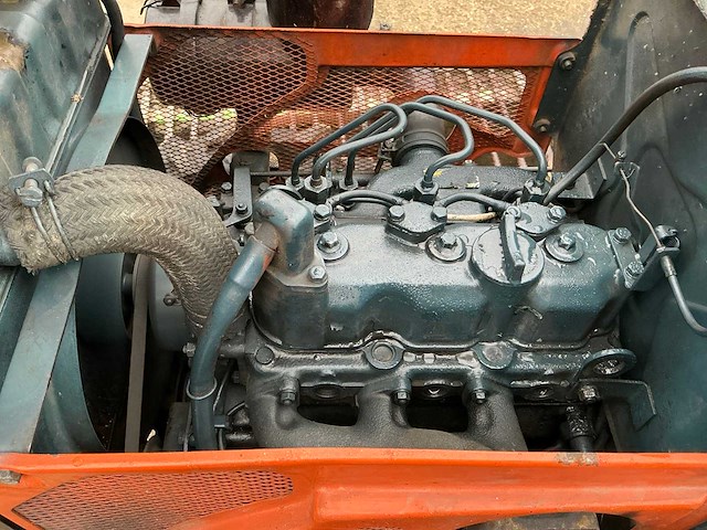 Kubota b7001 minitractor - afbeelding 13 van  20