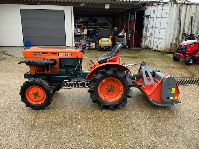Kubota b7001 minitractor - afbeelding 12 van  20