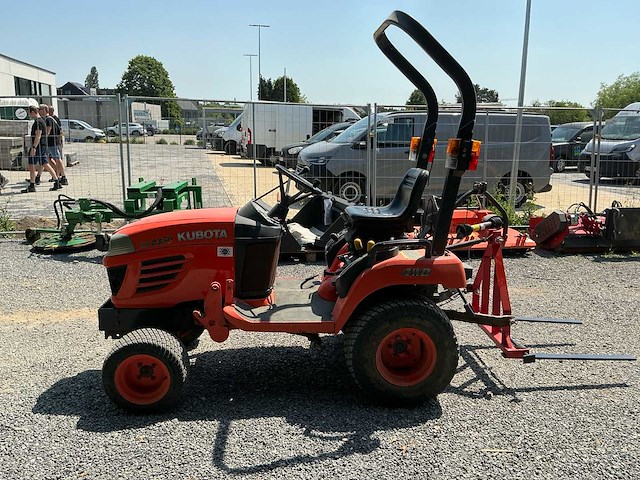 Kubota bx2350 minitractor - afbeelding 4 van  11